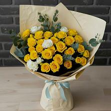 Букет цветов из:  Розы в Ундоры