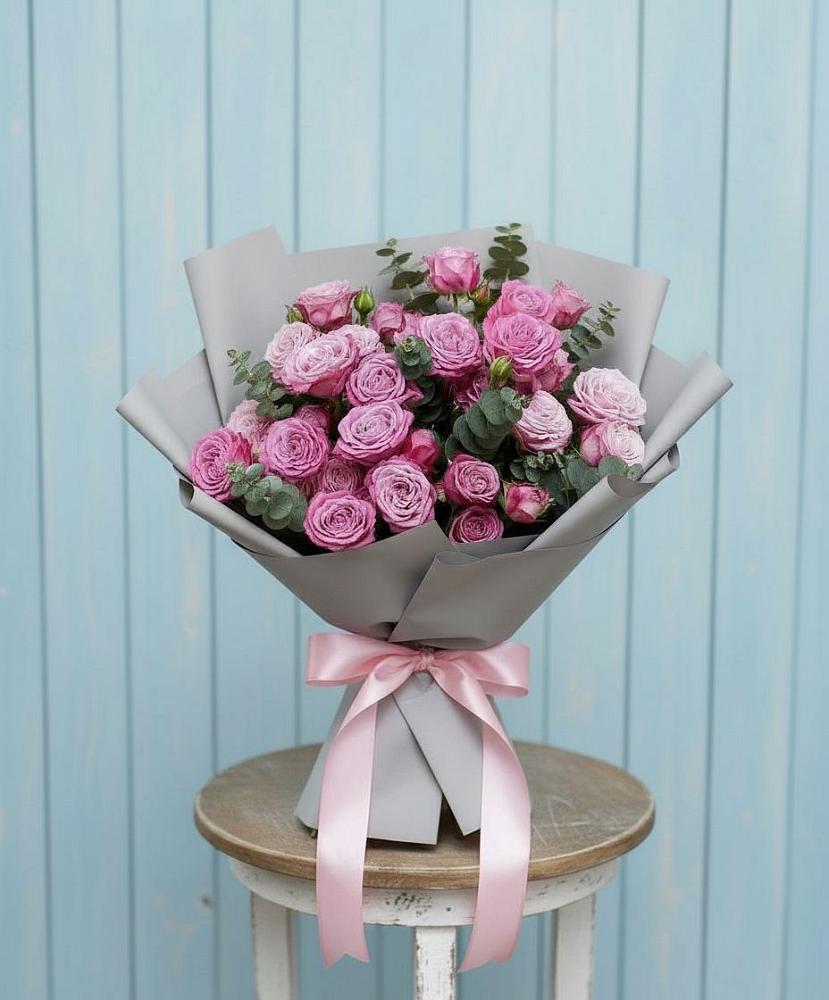 Букет цветов из: Розы в Ундоры