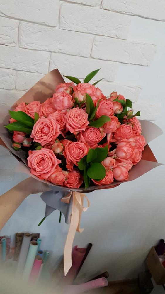 Букет цветов из: Розы в Ундоры