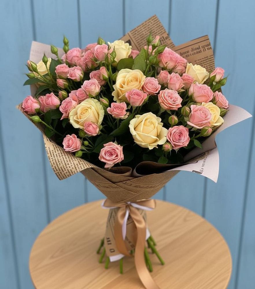 Букет цветов из: Розы в Ундоры