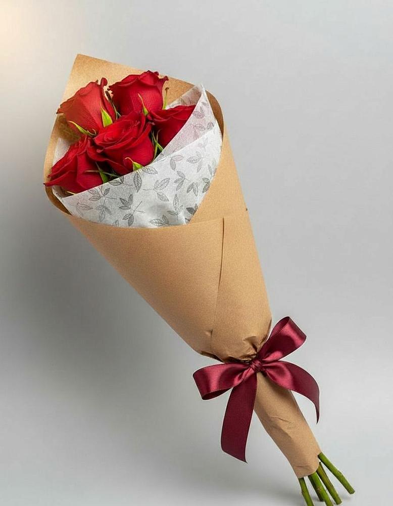 Букет цветов из: Розы в Ундоры