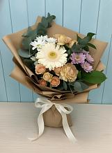 Букет цветов из:  Герберы и Хризантемы в Ундоры