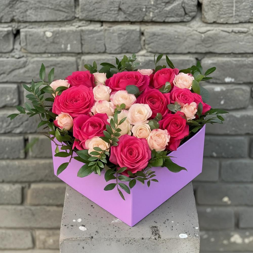 Цветочная композиция из Розы в коробке в Ундоры