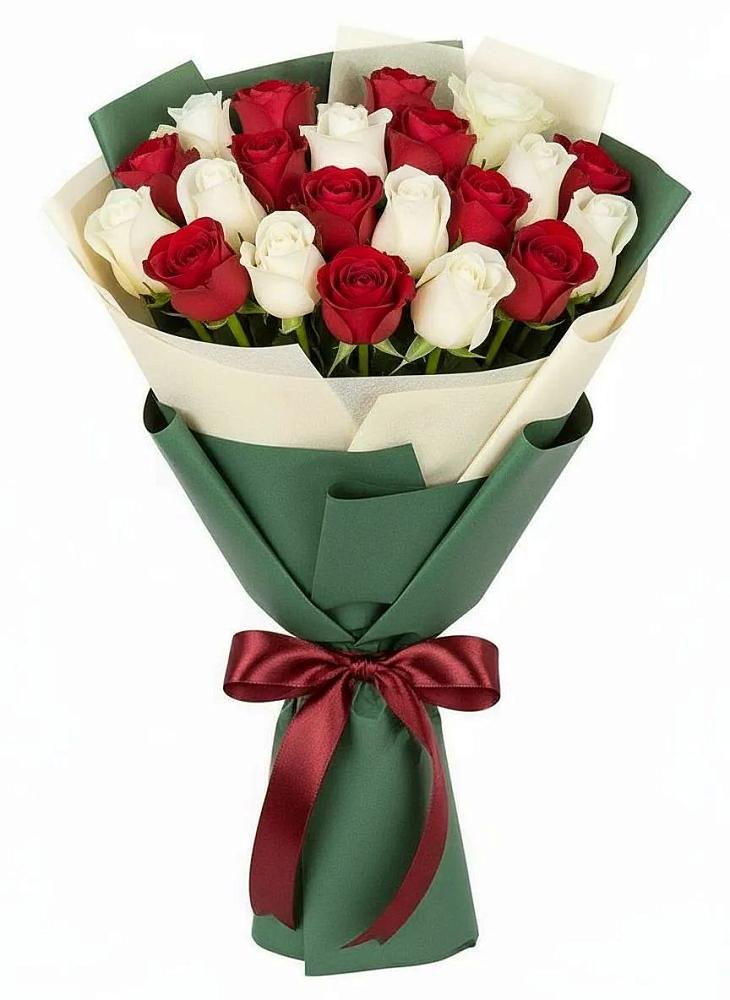 Букет Микс из красных и белых роз в Ундоры