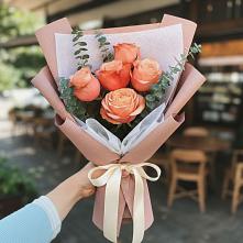 Букет цветов из:  Розы в Ундоры