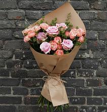Букет цветов из:  Розы в Ундоры