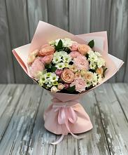 Букет цветов из:  Гвоздики, Розы и Хризантемы в Ундоры