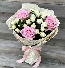 Букет цветов из:  Розы в Ундоры