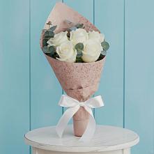 Букет цветов из:  Розы в Ундоры