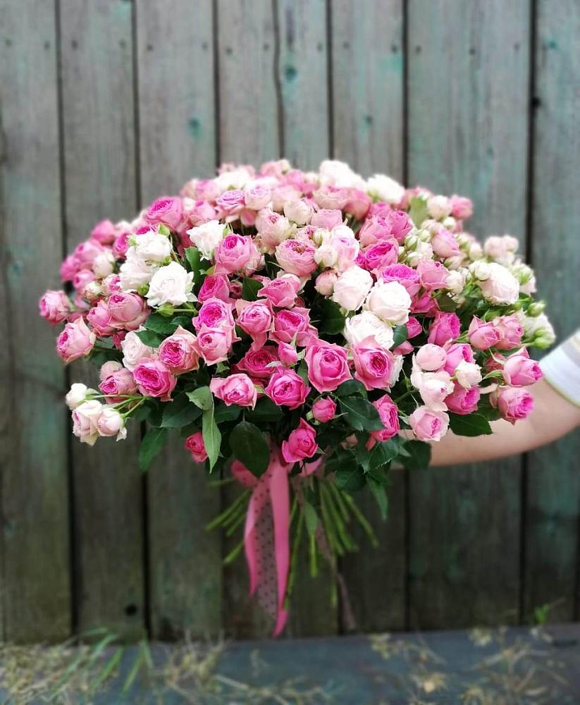 Букет Розовые кустовые розы Натали и Лав Лидия в Ундоры