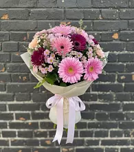 Букет цветов из:  Герберы и Хризантемы в Ундоры