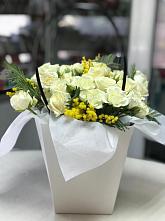 Цветочная композиция из Розы  в Ундоры