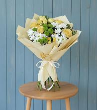 Букет цветов из:  Хризантемы и Розы в Ундоры