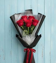Букет цветов из:  Розы в Ундоры