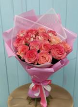 Букет 15 Розовых роз Равель в Ундоры
