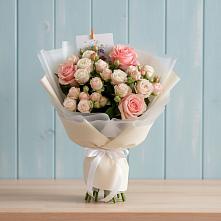 Букет цветов из:  Розы в Ундоры