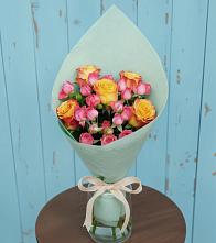 Букет цветов из:  Розы в Ундоры