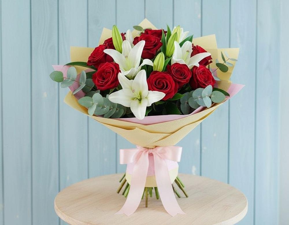 Букет цветов из: Лилии и Розы в Ундоры